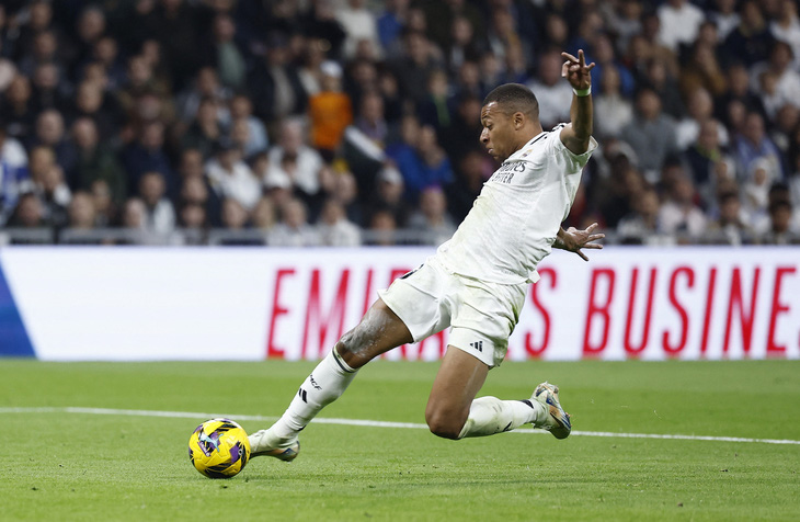 HLV Ancelotti ca ngợi Mbappe sau bàn thắng đẹp mắt vào lưới Getafe  - Ảnh 1.