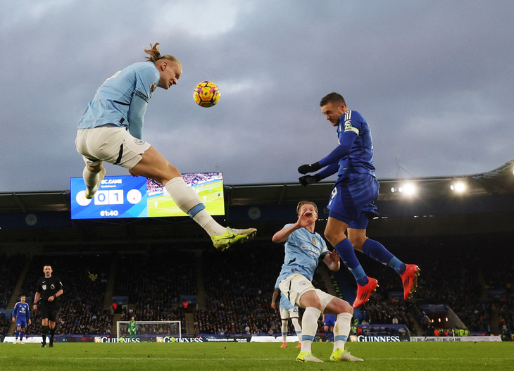 Haaland nổ súng, Man City tìm lại mạch thắng - Ảnh 4.