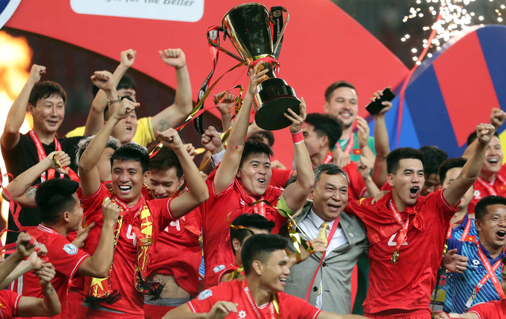 Bóng đá Việt Nam: Cần tận dụng bệ phóng ASEAN Cup - Ảnh 1.